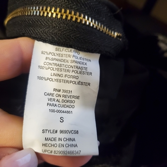 Xoxo Velour ruffle jumpsuit with pockets women's size small New - Picture 7 of 8